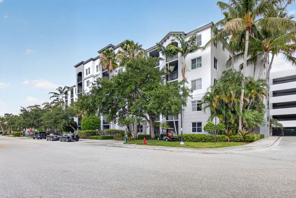 1690 Renaissance Commons Boulevard 1219, Boynton Beach, FL 33426