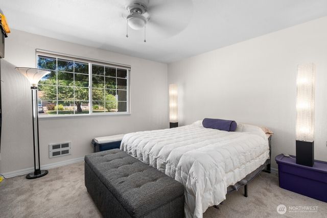 733 2nd Avenue NE, Pacific, WA 98047