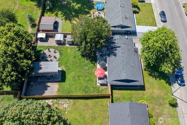 733 2nd Avenue NE, Pacific, WA 98047