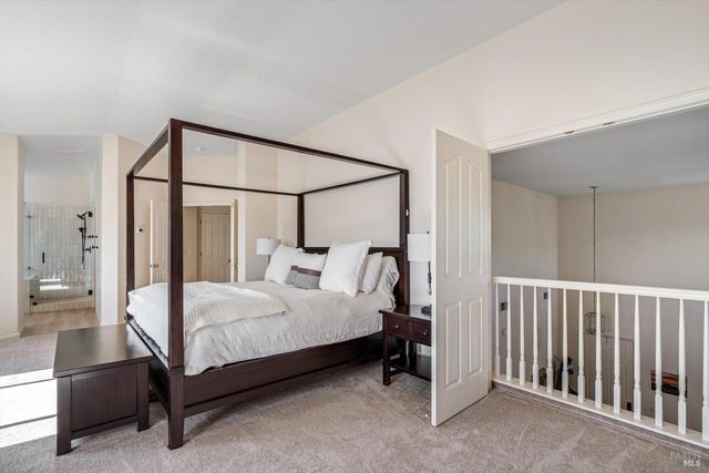 232 Cambridge Ln, Petaluma, CA 94952