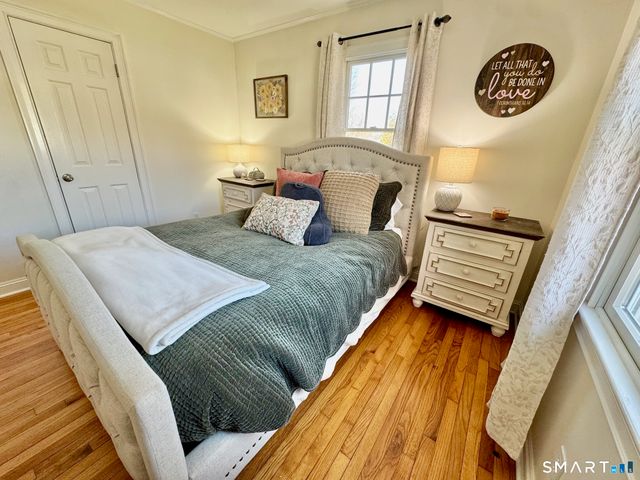 17 Grandview Avenue, Bethel, CT 06801