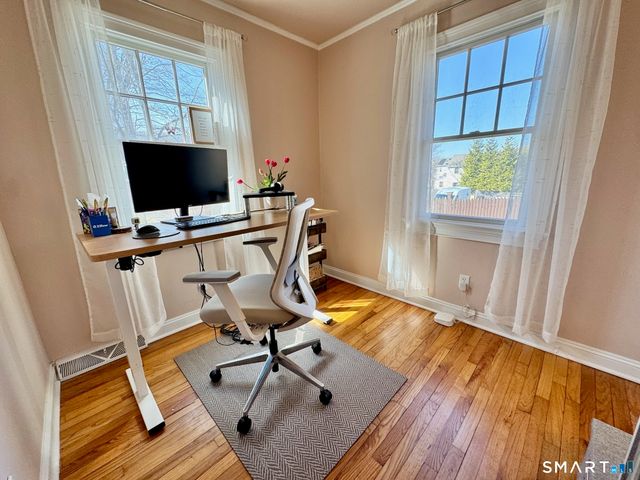 17 Grandview Avenue, Bethel, CT 06801