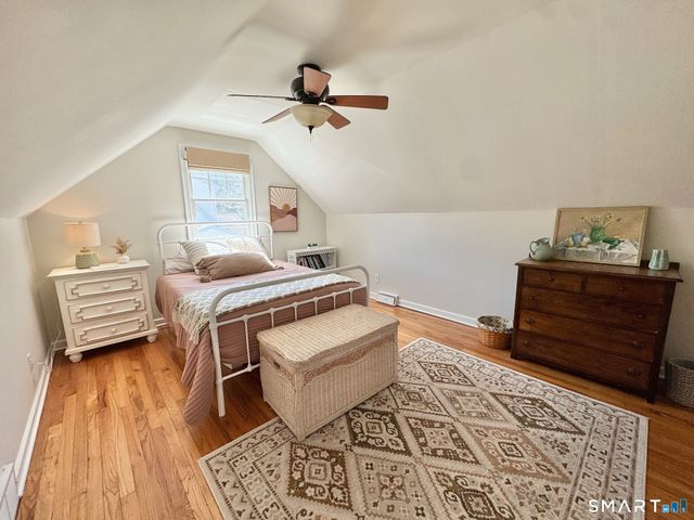 17 Grandview Avenue, Bethel, CT 06801