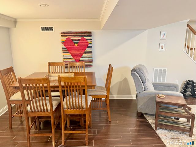 17 Grandview Avenue, Bethel, CT 06801