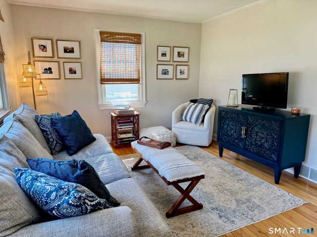 17 Grandview Avenue, Bethel, CT 06801