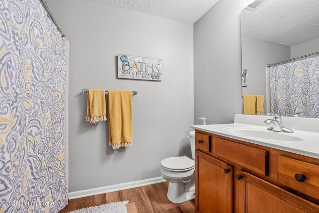 2600 Aristocrat Pl 302, Louisville, KY 40299