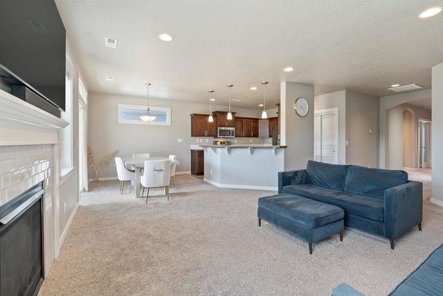 1101 S Pillar Rock Dr, Spokane, WA 99224