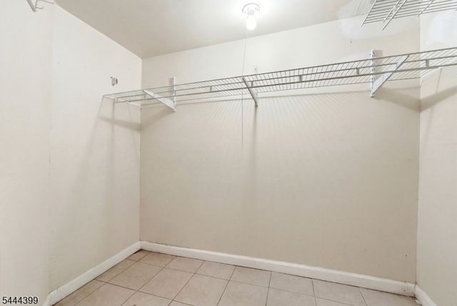 74 Smith St, Newark City, NJ 07106