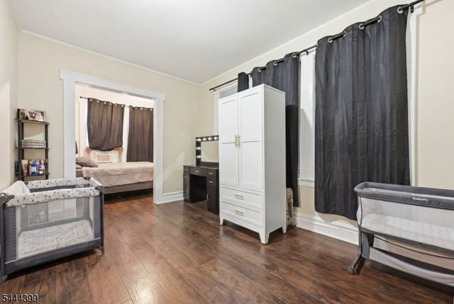 74 Smith St, Newark City, NJ 07106