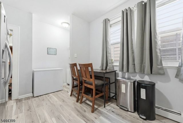 74 Smith St, Newark City, NJ 07106