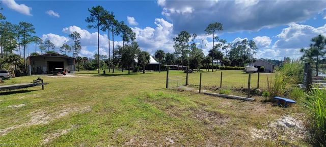 3909 14th AVE SE, Naples, FL 34117