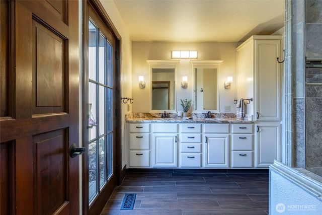 1134 Abbott Road, Walla Walla, WA 99362