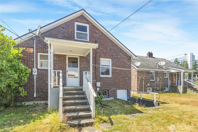 1505 Oakes Avenue, Everett, WA 98201