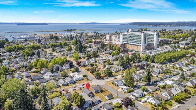 1505 Oakes Avenue, Everett, WA 98201