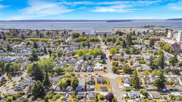 1505 Oakes Avenue, Everett, WA 98201