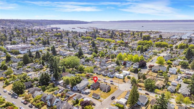 1505 Oakes Avenue, Everett, WA 98201