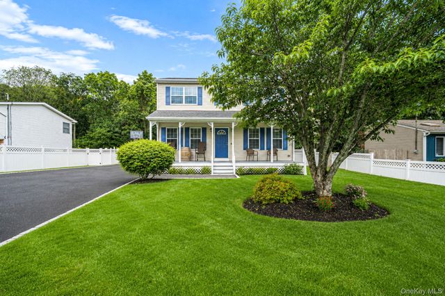 19 Golden Gate Drive, Shirley, NY 11967
