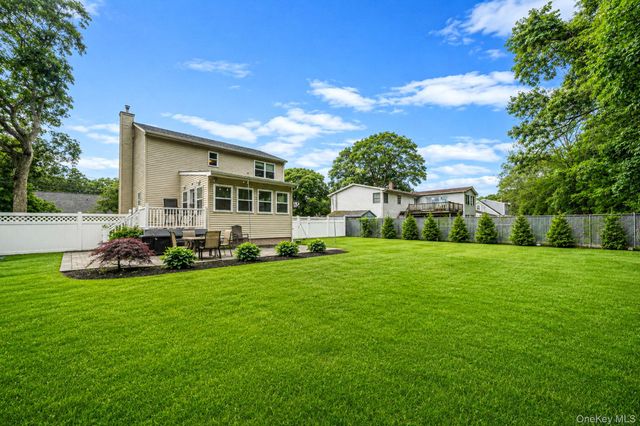 19 Golden Gate Drive, Shirley, NY 11967