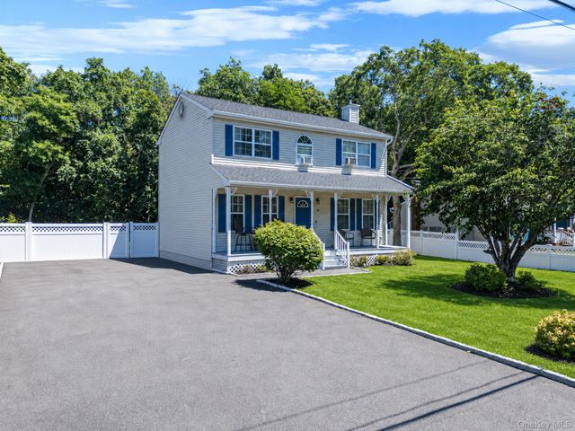 19 Golden Gate Drive, Shirley, NY 11967
