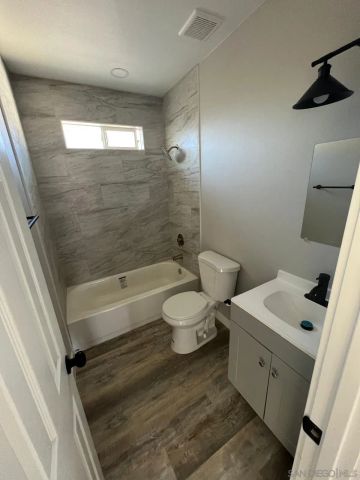 3050 K, San Diego, CA 92102