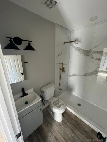 3050 K, San Diego, CA 92102