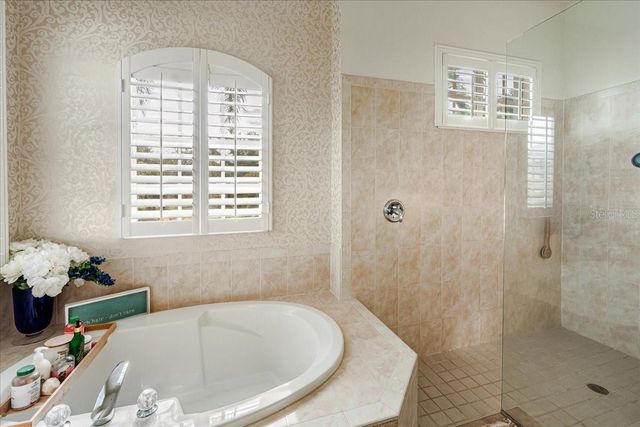 6305 TANAGER COVE, Lakewood Ranch, FL 34202