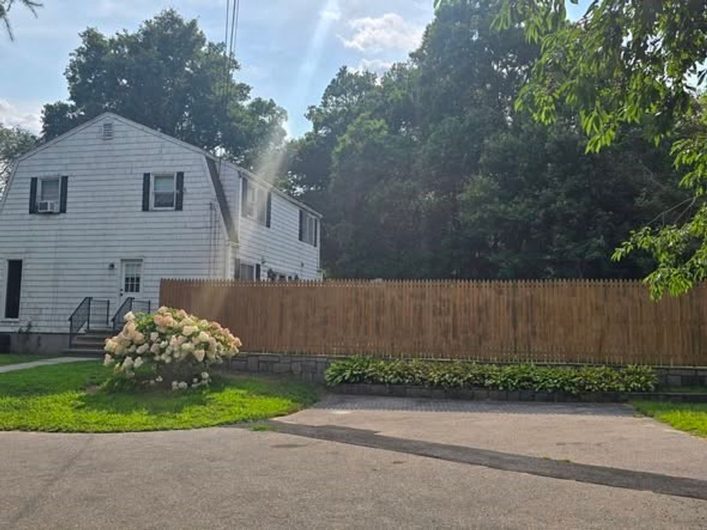 107 Church Street, Westerly, RI 02808