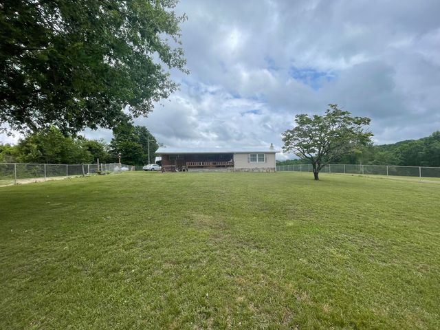2524 Young Road, Soddy Daisy, TN 37379