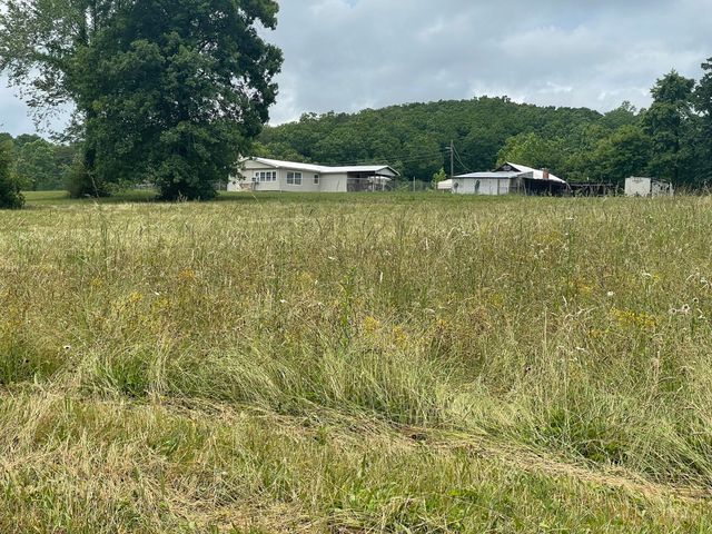 2524 Young Road, Soddy Daisy, TN 37379