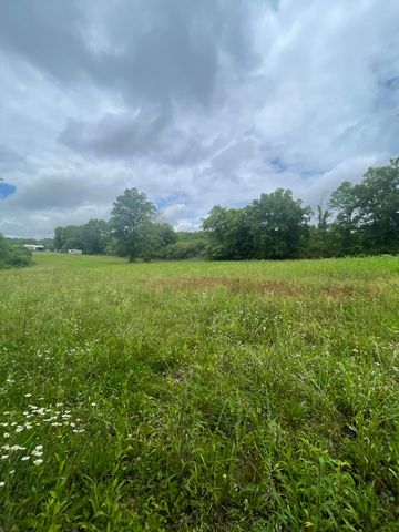 2524 Young Road, Soddy Daisy, TN 37379