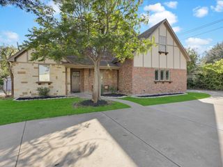 3547 S Hills Avenue, Fort Worth, TX 76109