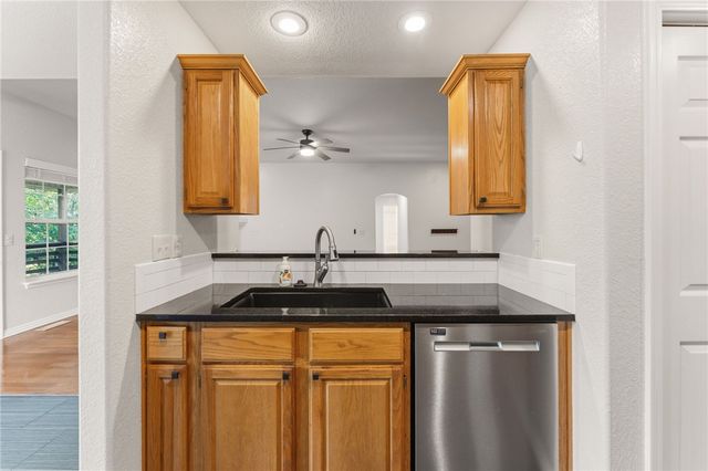 2 Mills Drive, Bella Vista, AR 72714