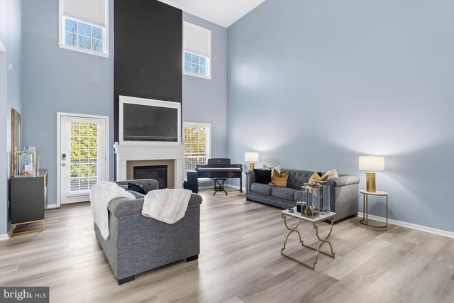 930 WAYNE DR, Winchester, VA 22601