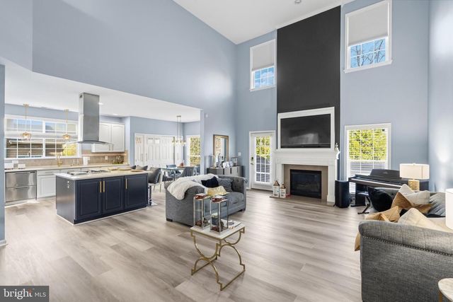 930 WAYNE DR, Winchester, VA 22601
