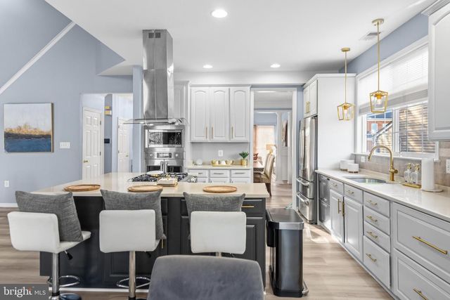 930 WAYNE DR, Winchester, VA 22601