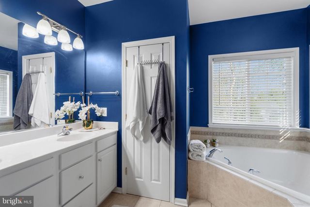930 WAYNE DR, Winchester, VA 22601