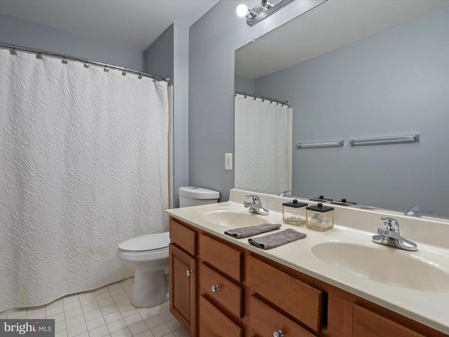 930 WAYNE DR, Winchester, VA 22601