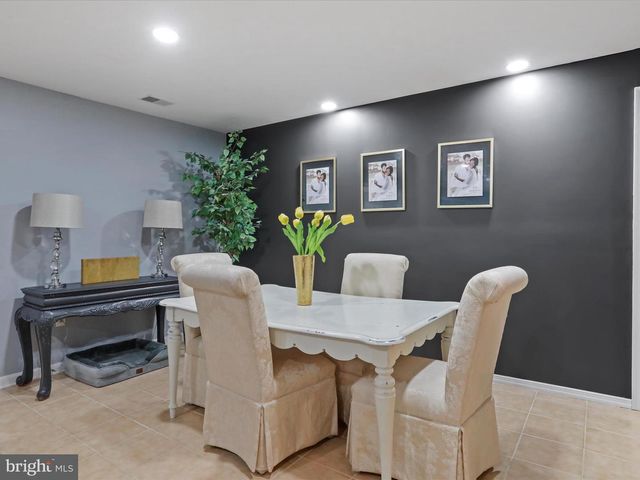 930 WAYNE DR, Winchester, VA 22601