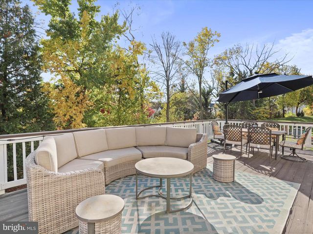 930 WAYNE DR, Winchester, VA 22601