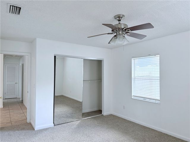 224 13th Lane SW, Vero Beach, FL 32962