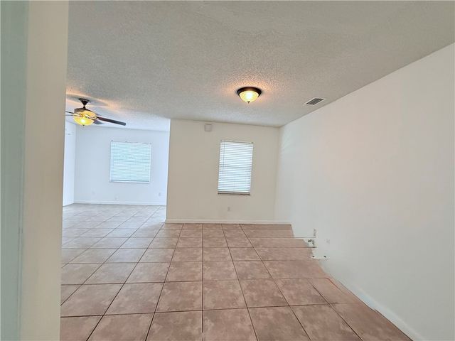 224 13th Lane SW, Vero Beach, FL 32962