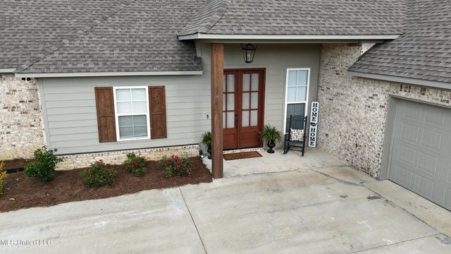 229 Reservoir Way, Brandon, MS 39047