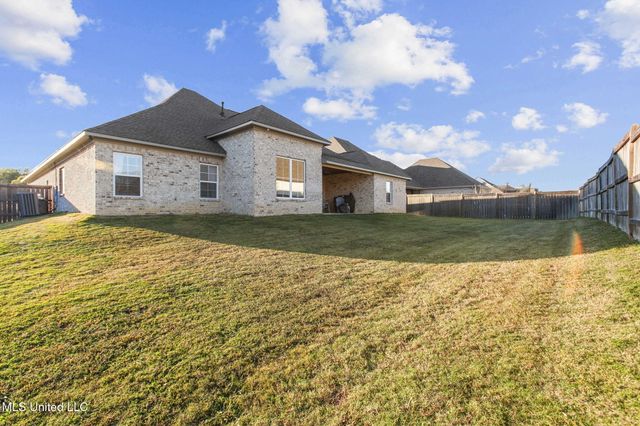 229 Reservoir Way, Brandon, MS 39047