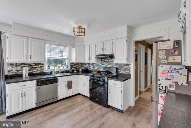 301 JACKSON MILLS ROAD, Jackson, NJ 08527