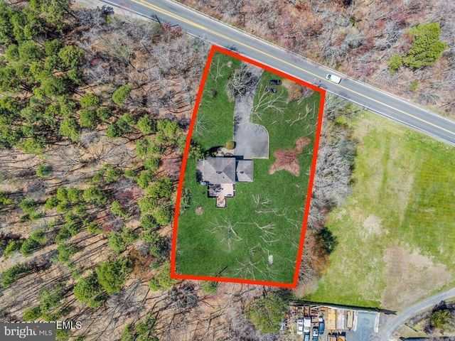 301 JACKSON MILLS ROAD, Jackson, NJ 08527