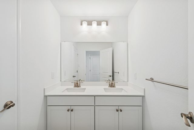 12115 Willow Way Avenue, Mont Belvieu, TX 77535