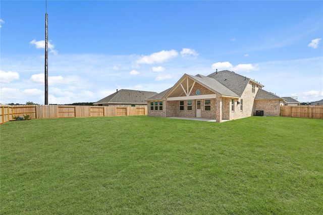 12115 Willow Way Avenue, Mont Belvieu, TX 77535