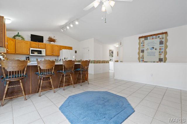 435 Winchester Way, Winfield, MO 63389