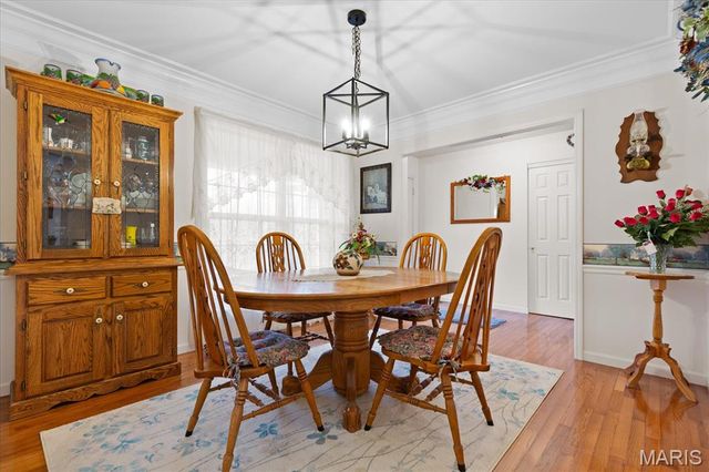 435 Winchester Way, Winfield, MO 63389