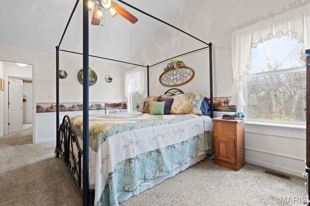 435 Winchester Way, Winfield, MO 63389